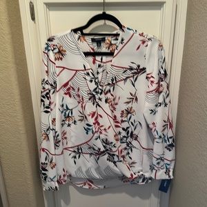 Alfani- Blouse BRAND NEW- white,red,blue,orange, black flowers- tags attached